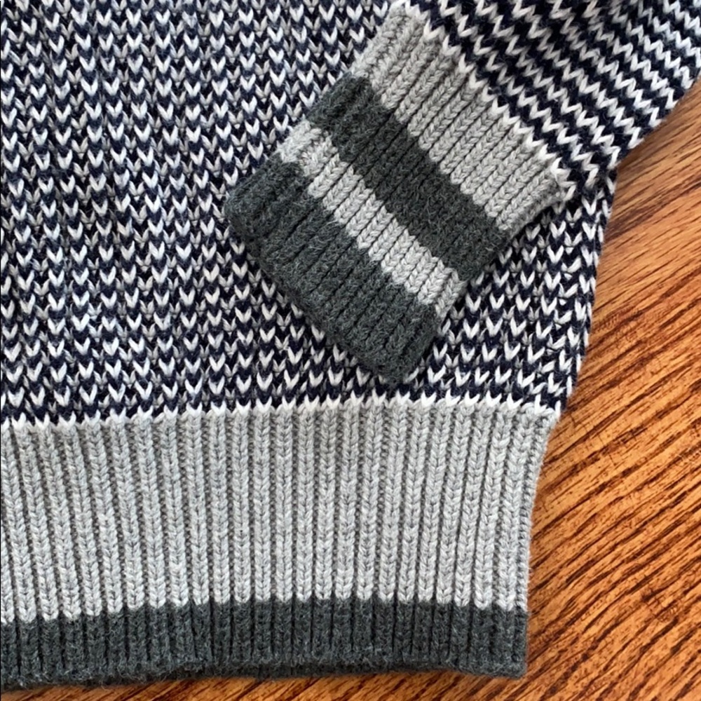 Sovereign Code Knit Sweater - Picture 4 of 5